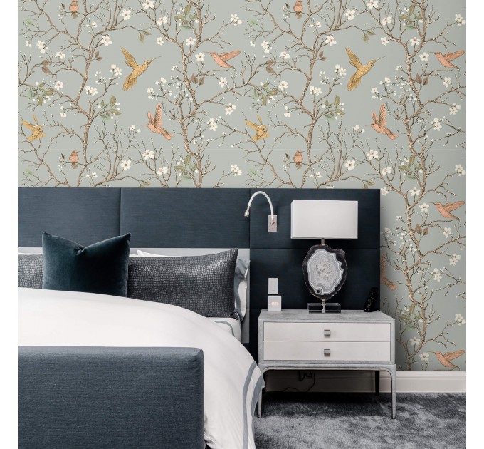 Wallpaper Chinoiserie style with hummingbirds