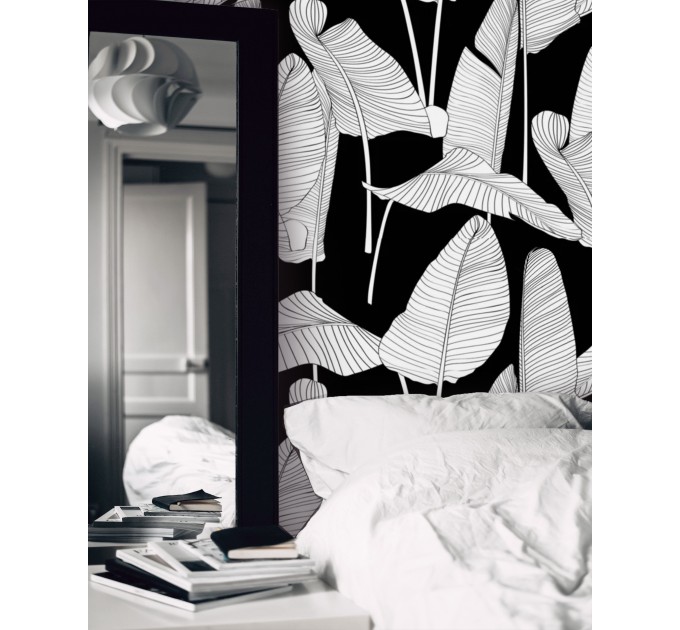 Wallpaper large banana leaves black and white