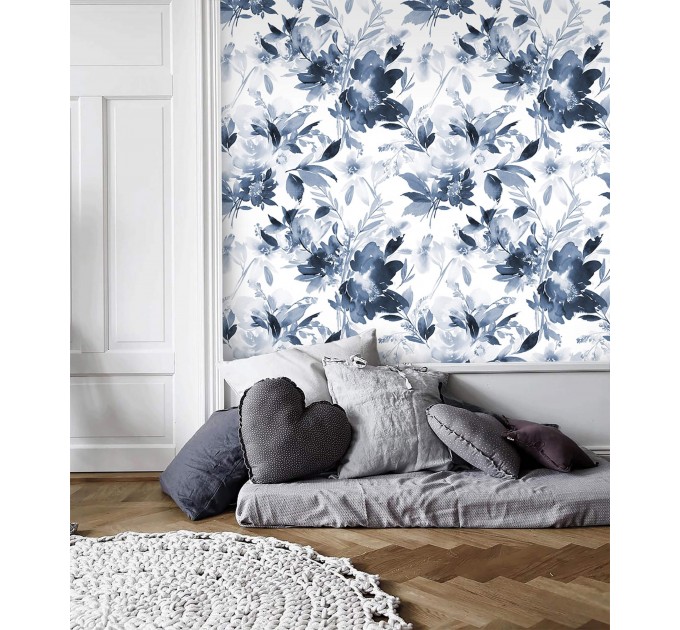 Floral wallpaper watercolor blue white flowers
