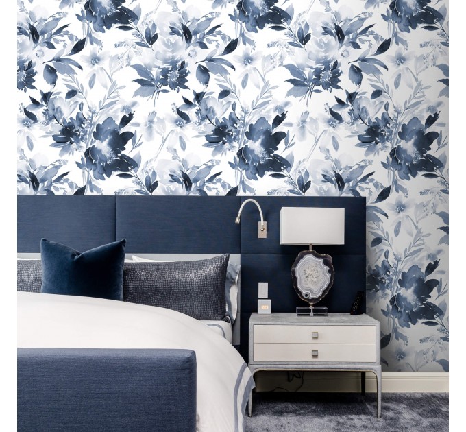 Floral wallpaper watercolor blue white flowers