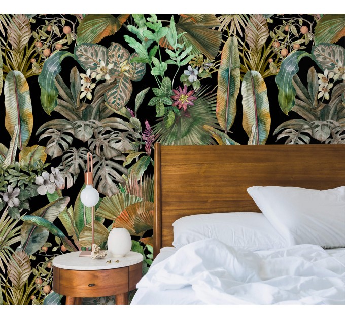 Bold tropical wallpaper – Jungle botanical wall covering